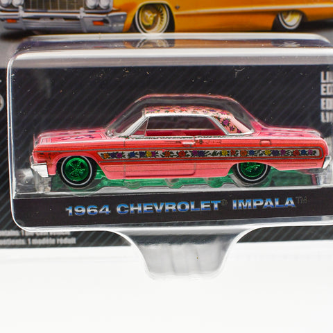 (Chase) 1964 Chevrolet Impala SS Gypsy Rose Lowriders Series 1 Greenlight Collectibles