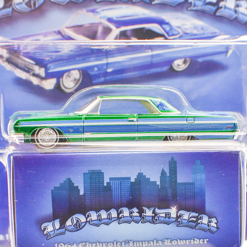 (Chase) 1964 Chevrolet Impala SS Lowrider Blue Greenlight Collectibles Mijo Exclusive