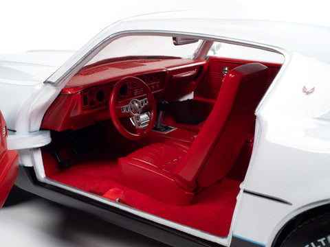 (Pre-order) 1977 Pontiac Firebird Formula Cameo White Auto World - Big J's Garage