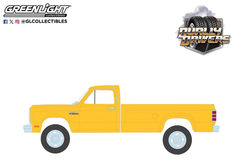 (Pre-Order) 1982 Dodge Ram D350 Dually - Construction Yellow Dually Drivers Series 15 Greenlight Collectibles - Big J's Garage